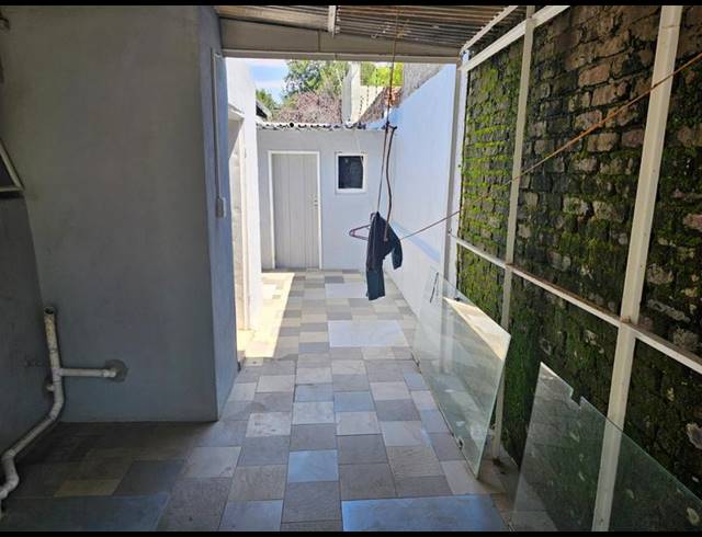 3 BEDROOM HOUSE FOR SALE IN EAST TOWN